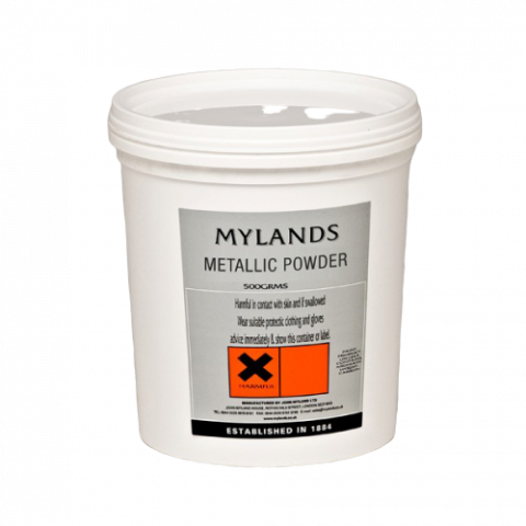 Simply add Mylands Metallic Powder Rich Gold No.1 (500g) to glazes and shellac polishes for a bright, metallic finish