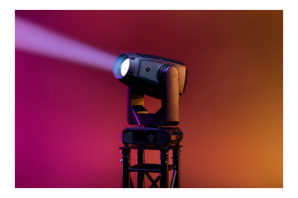 An Image of the Furion fixture projecting light
