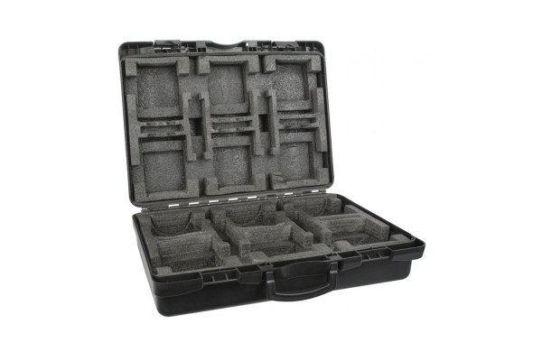 An open view of the Showtec Q6 case showing the protective foam