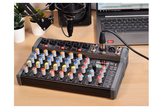 An Image of the CMA-10 being used as part of a set up
