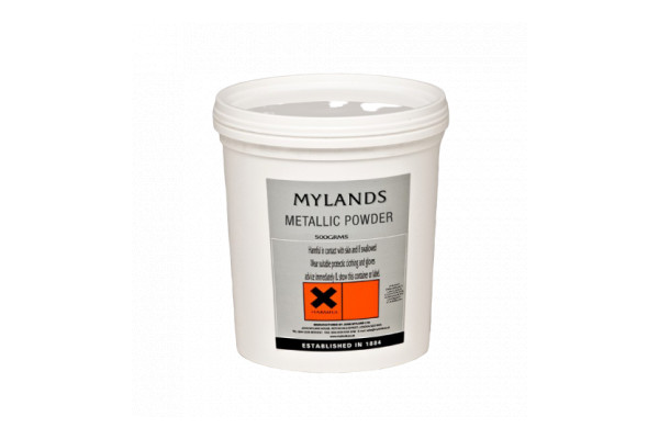 Simply add Mylands Metallic Powder Aluminium (500g) to glazes and shellac polishes for a bright, metallic finish