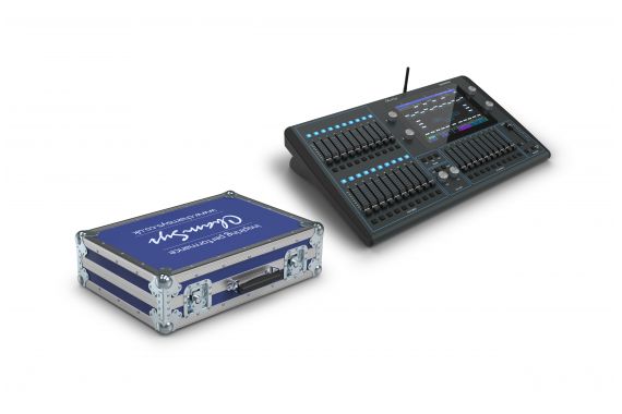 An Image of the QuickQ 20 lighting console next to the compatible flightcase
