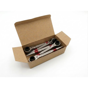 A box of the 6 Red Ring Two-Way Podgers
