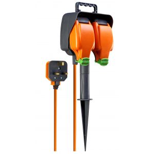 An Image of the masterplug garden spike with 13amp plug