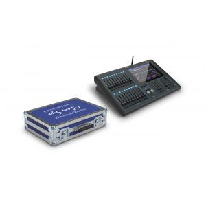 An Image of the QuickQ 10 lighting console with the QuickQ 10 flight case