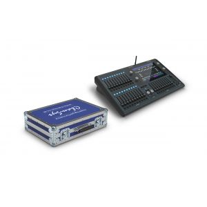 An Image of the QuickQ 20 lighting console next to the compatible flightcase