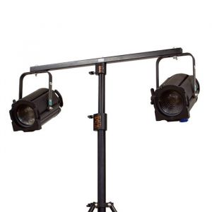 An Image of the lighting Tee bar in black